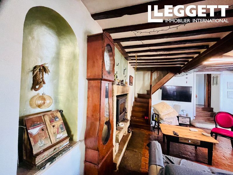 Property photo 2 of 10