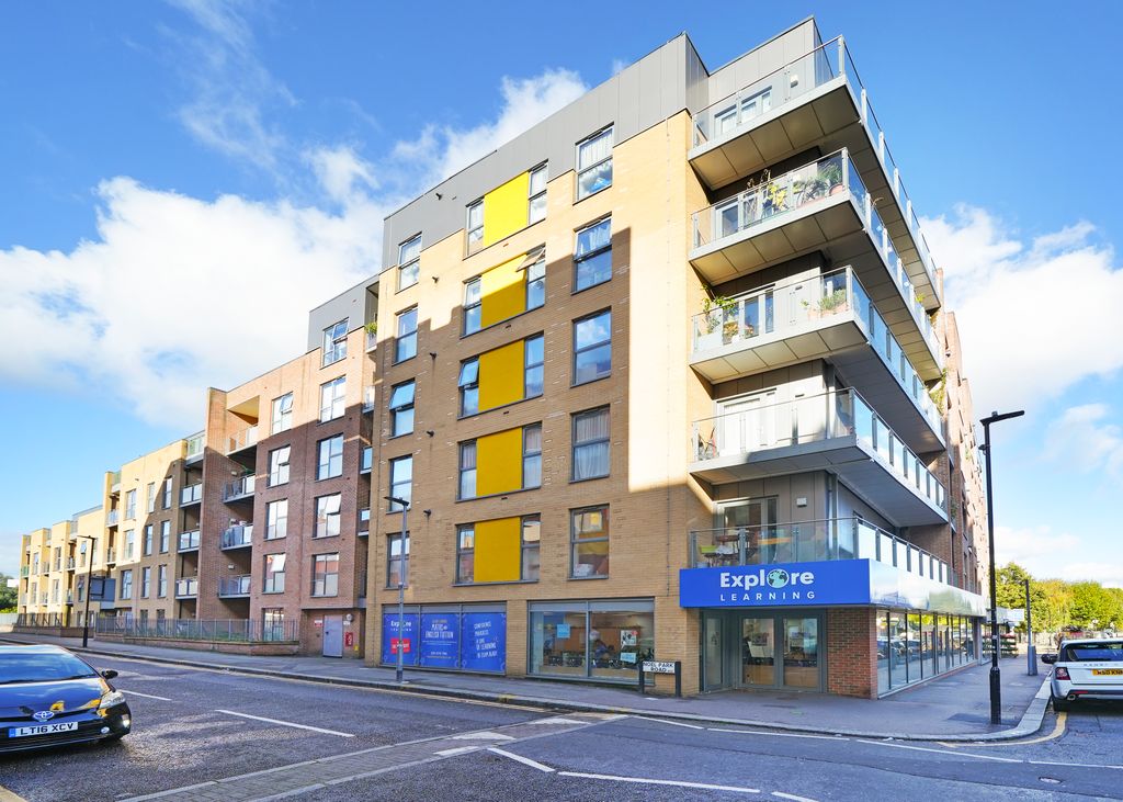 Property photo 3 of 17 Dsc01137