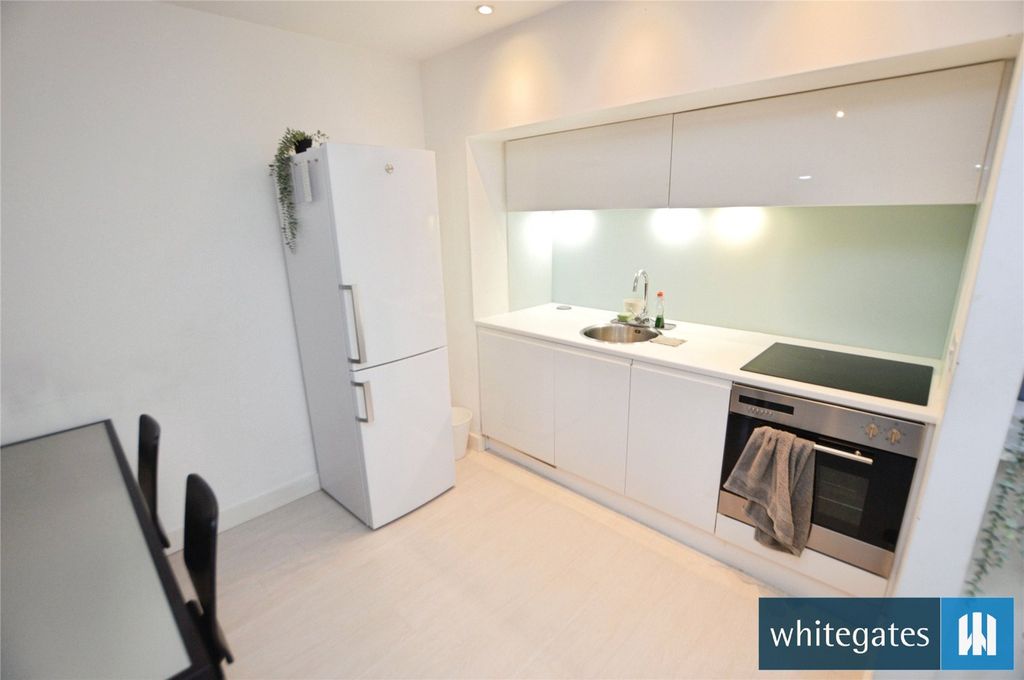 Property photo 3 of 11 Picture No. 10