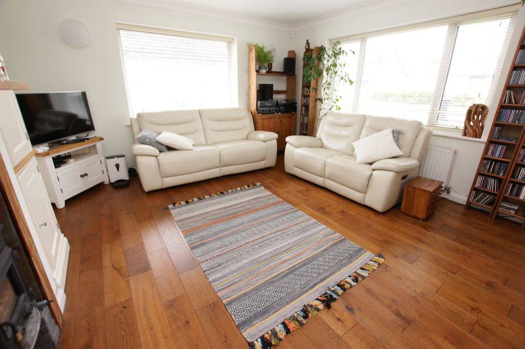 Property photo 2 of 14 Picture No. 04