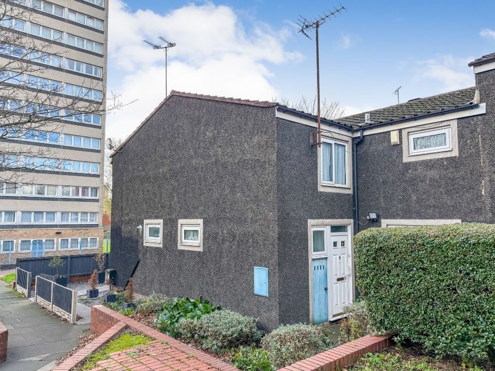 Property photo 2 of 15