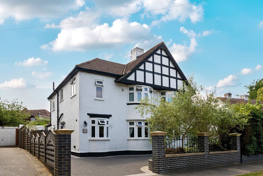 Property photo 1 of 18 Picture No. 01