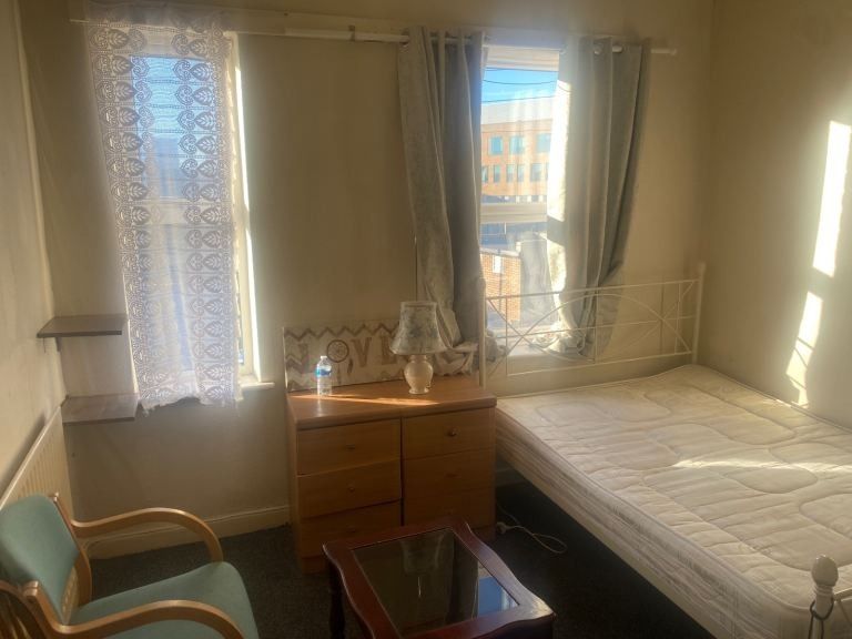 Property photo 2 of 5