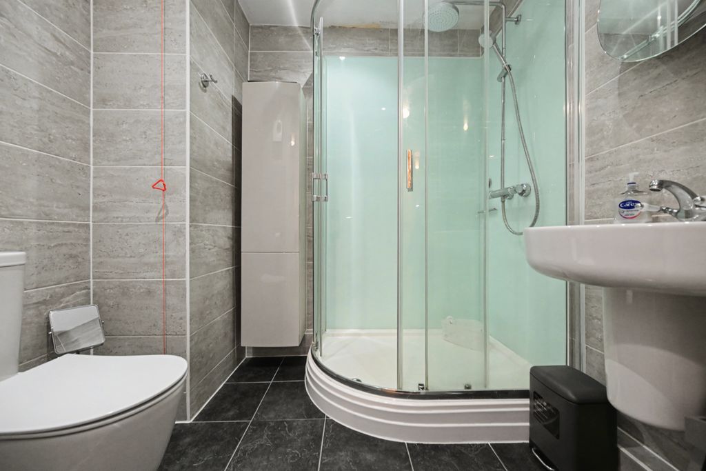 Additional image 12 of 2 bed flat for saleRoss Court, Rugby CV21