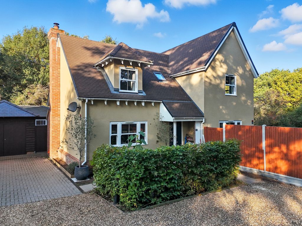 Property photo 1 of 50