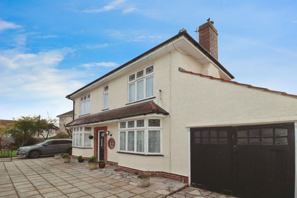 Property photo 1 of 18