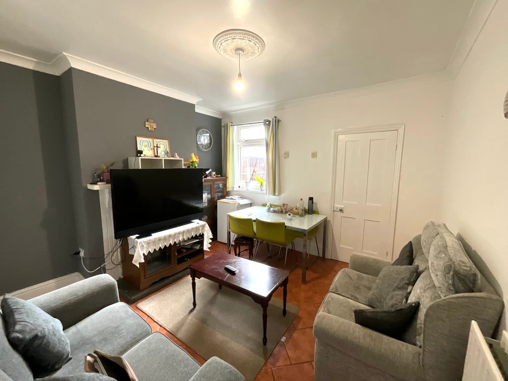 Property photo 2 of 9 Img_4814