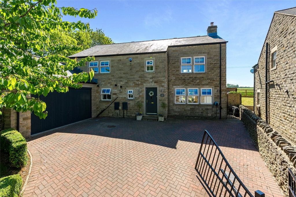 Property photo 1 of 30 Picture No. 32