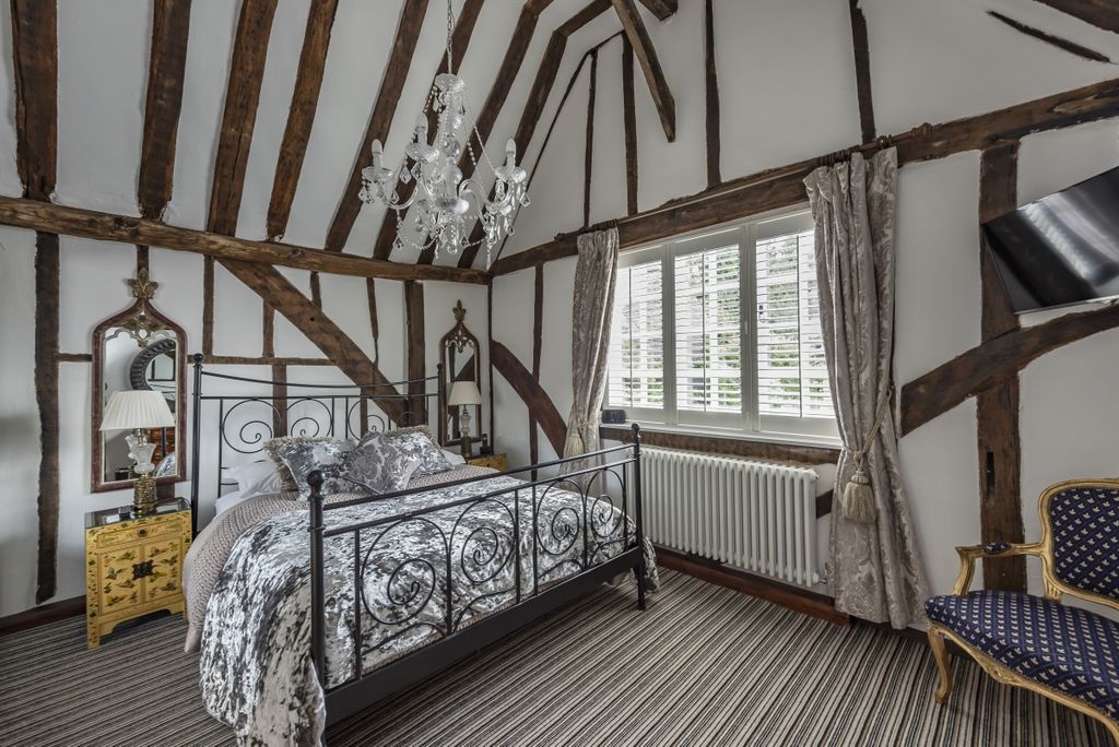 Property photo 3 of 10