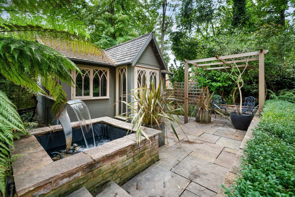 Property photo 2 of 20 5350161
