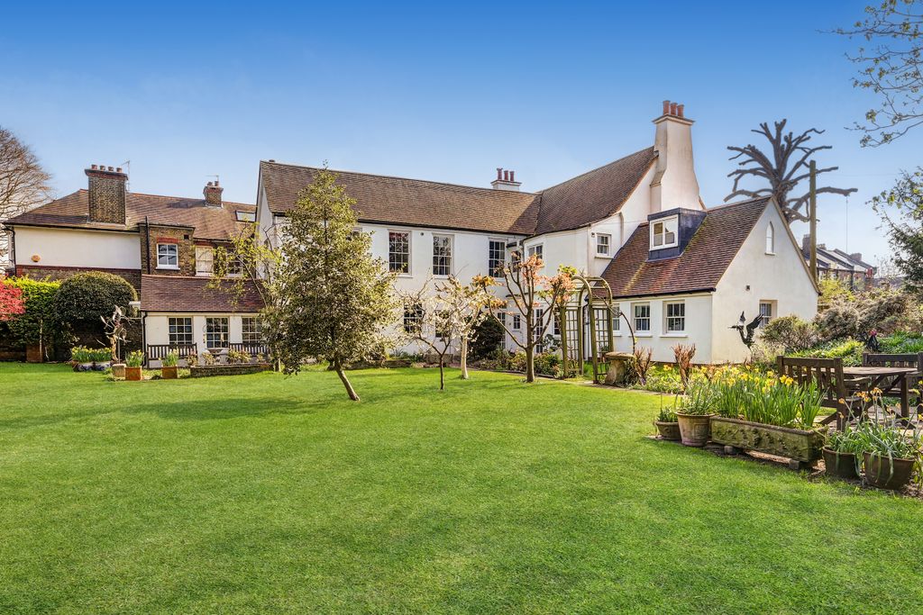 Property photo 1 of 36 External