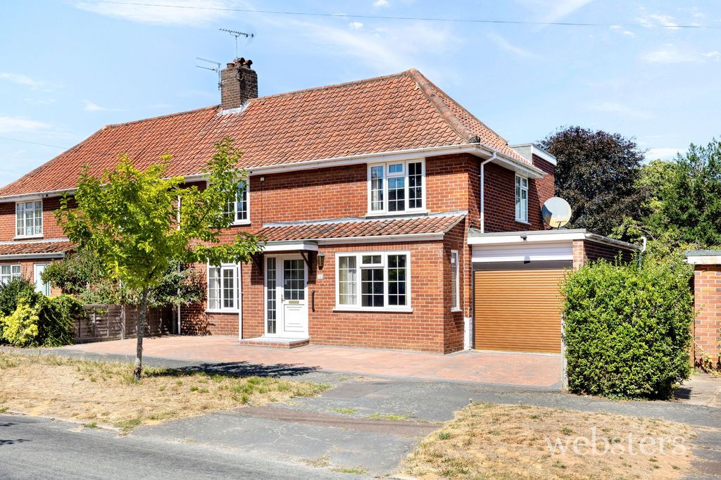 Property photo 1 of 22