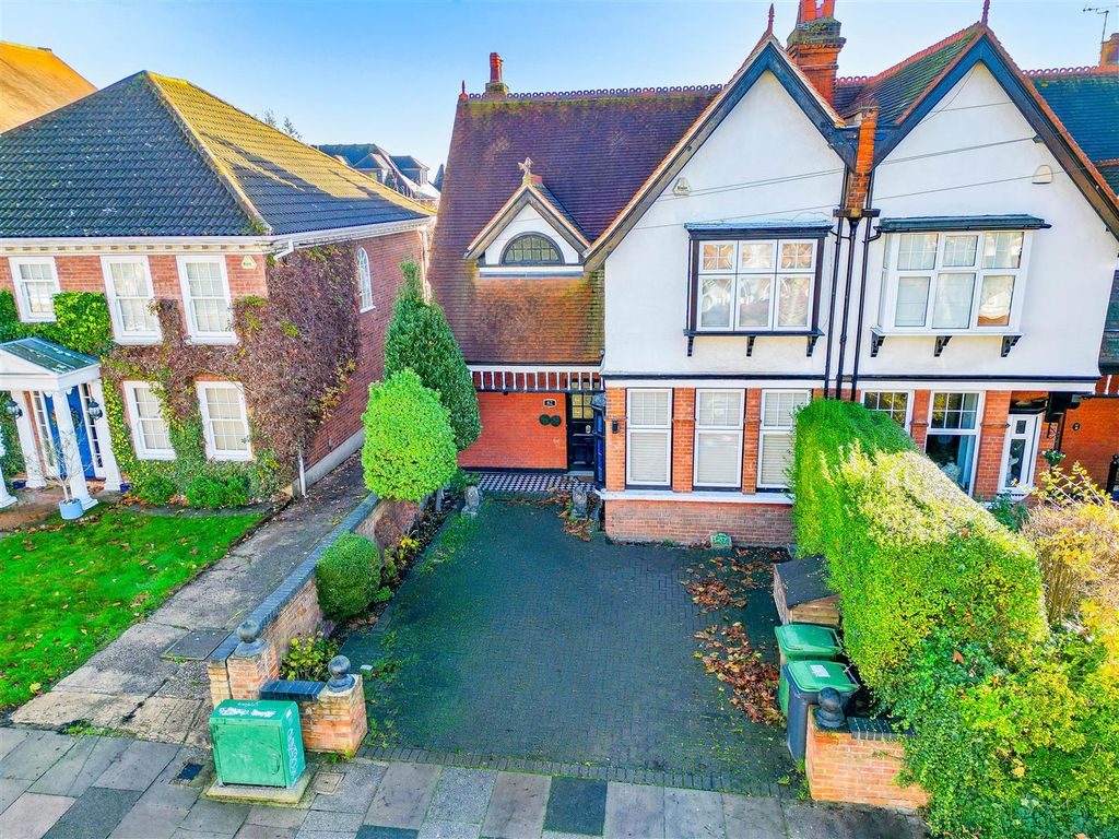 Property photo 1 of 44 Front Of Property