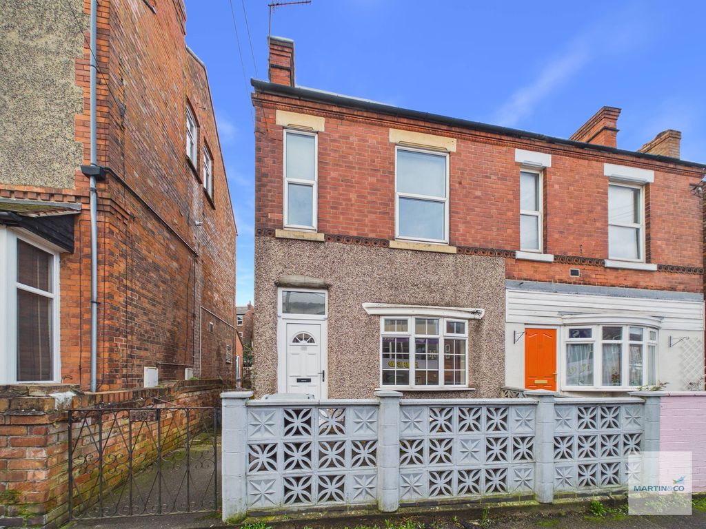 Property photo 1 of 20 Cam03394G0-Pr0461-Still021