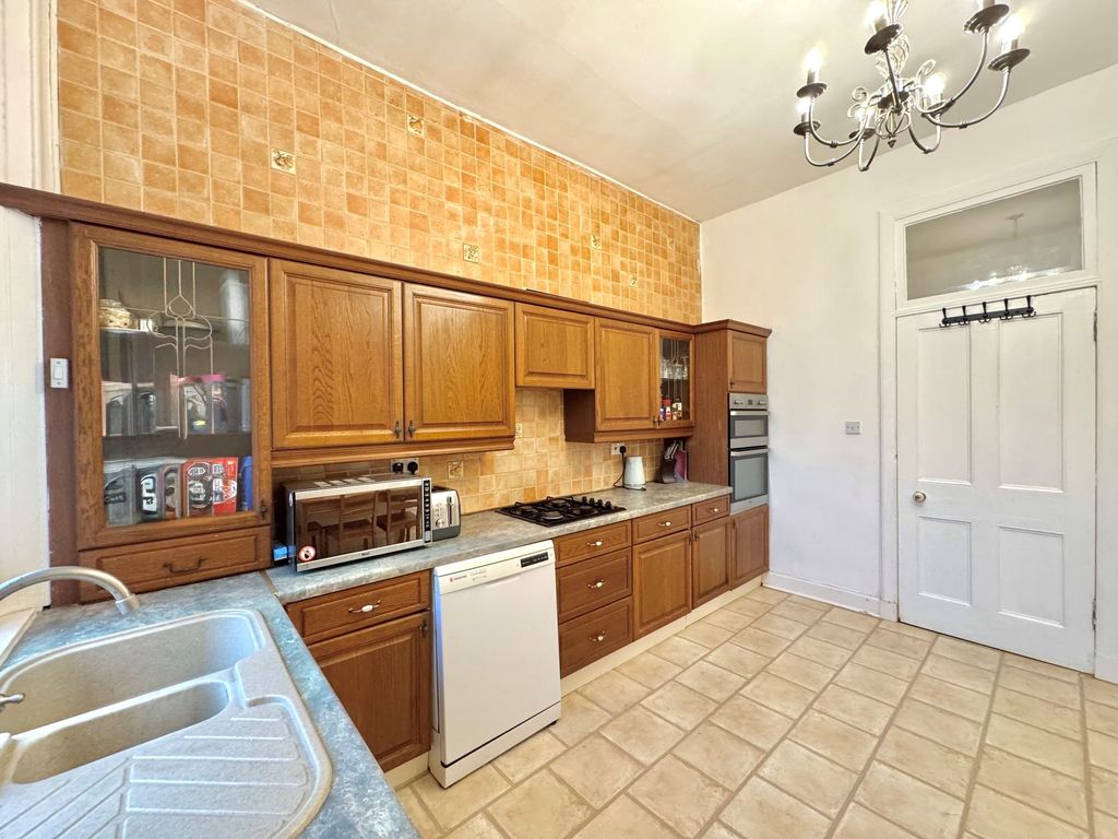 Additional image 5 of 3 bed flat for sale51 Dalblair Road, Ayr KA7