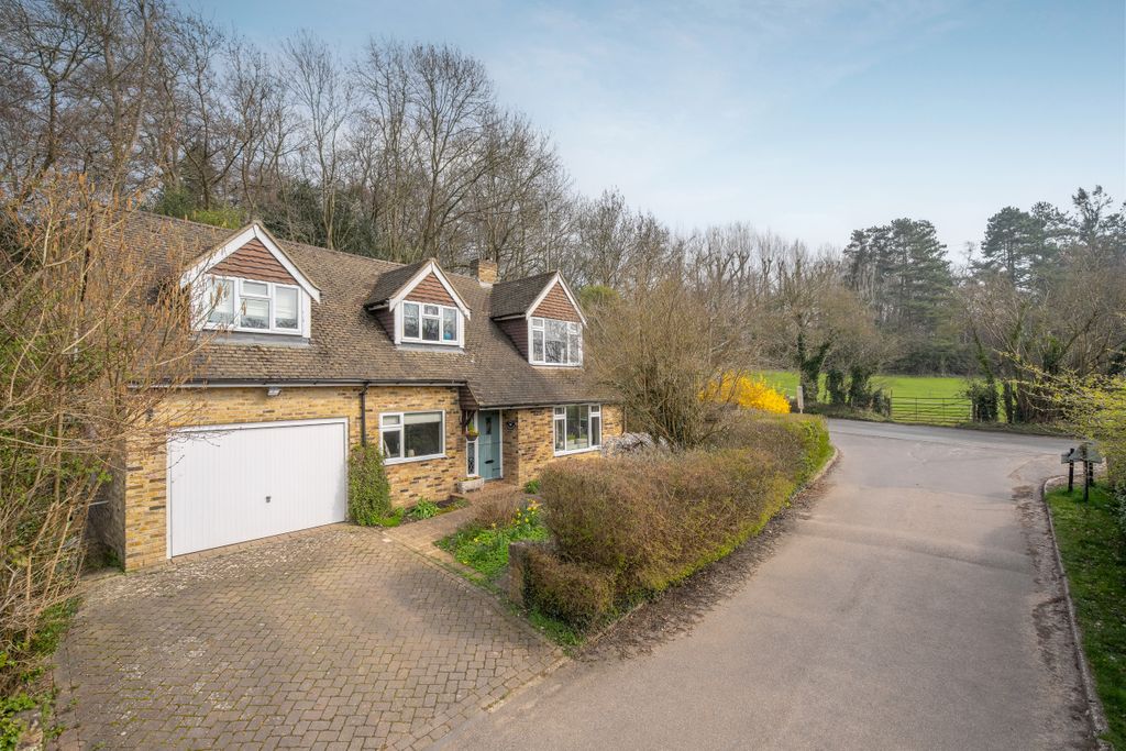 Property photo 1 of 17 Little Charnwood_March26-2