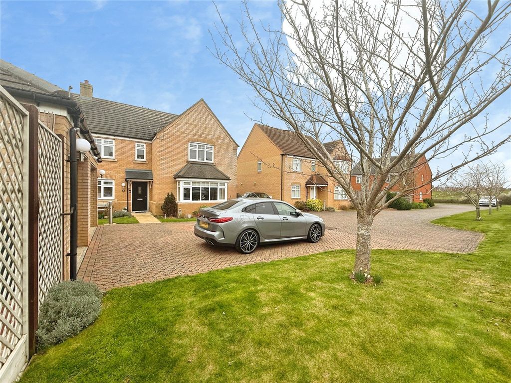 Property photo 2 of 50 Picture No. 22