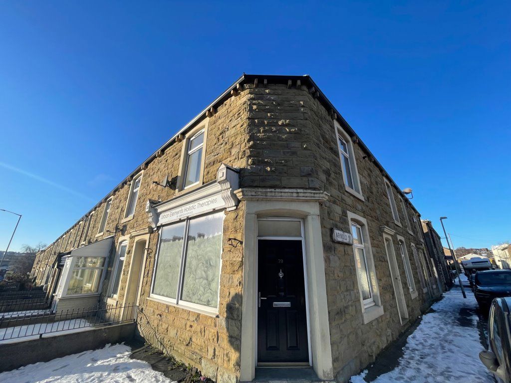 Property photo 1 of 5