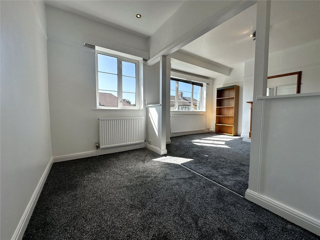 Property photo 3 of 9 Picture No. 08