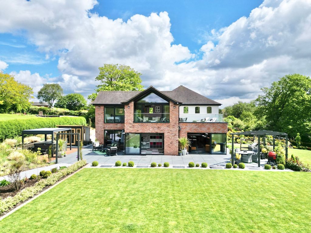 Property photo 1 of 59