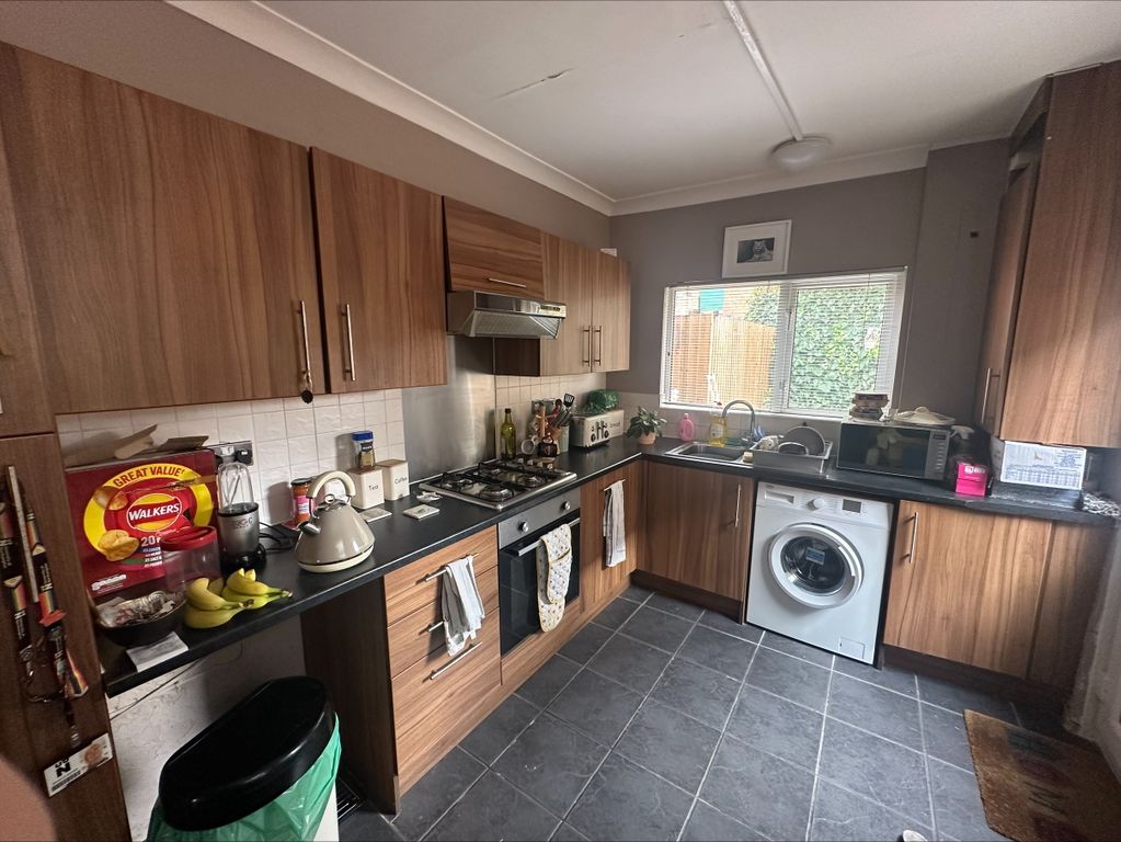 Property photo 2 of 15 Image