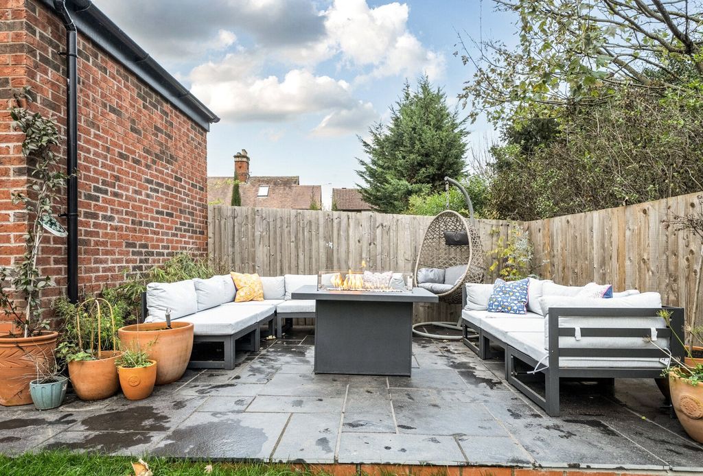 Property photo 2 of 11 Picture No. 25