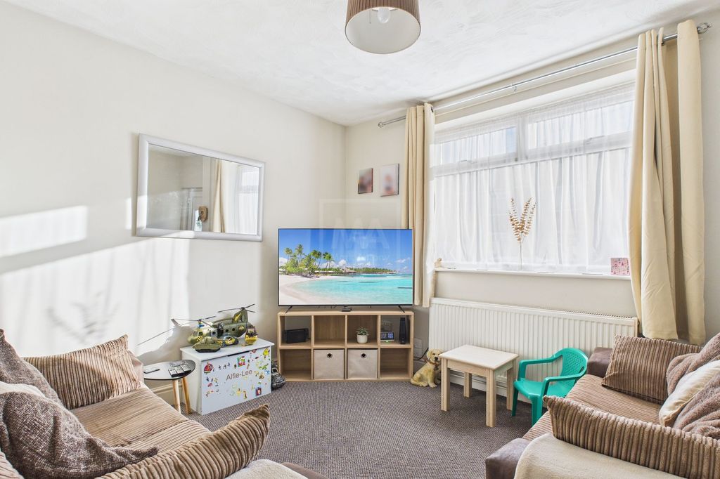 Property photo 2 of 15 Living Room