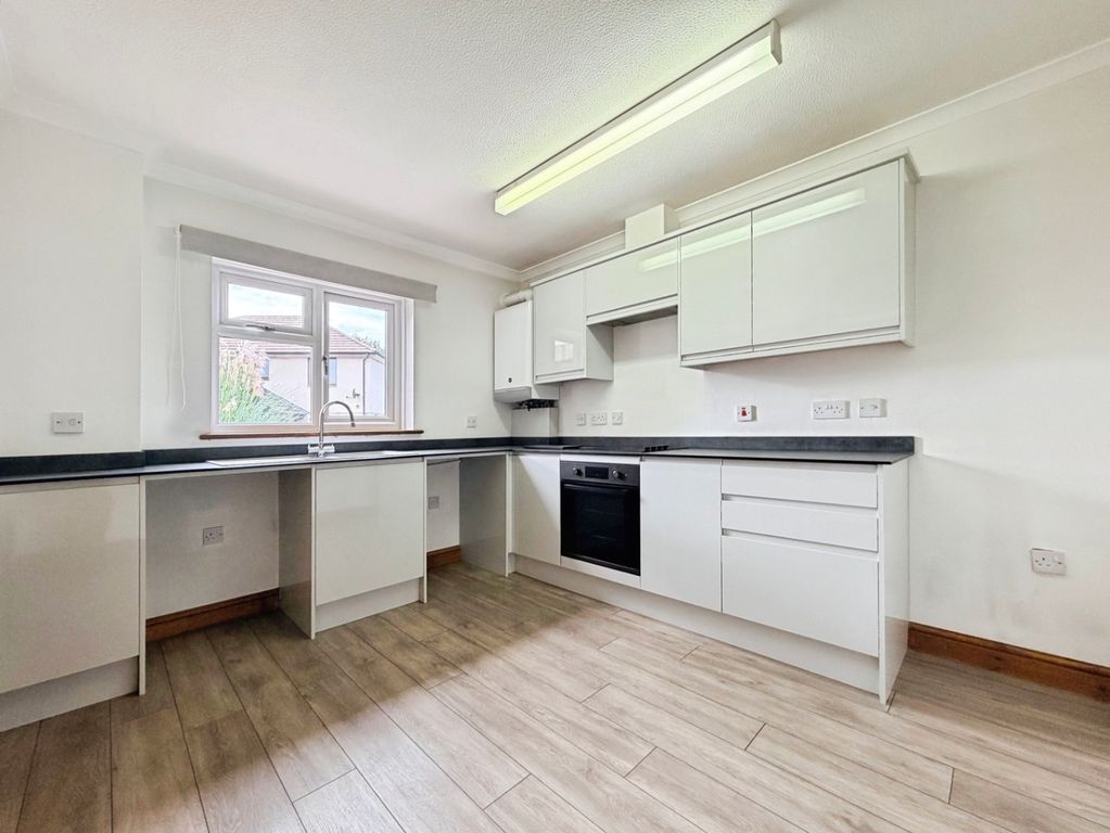 Property photo 2 of 17 5564865