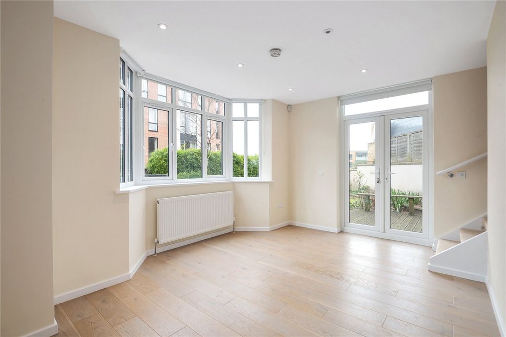 Property photo 3 of 11 Picture No. 08