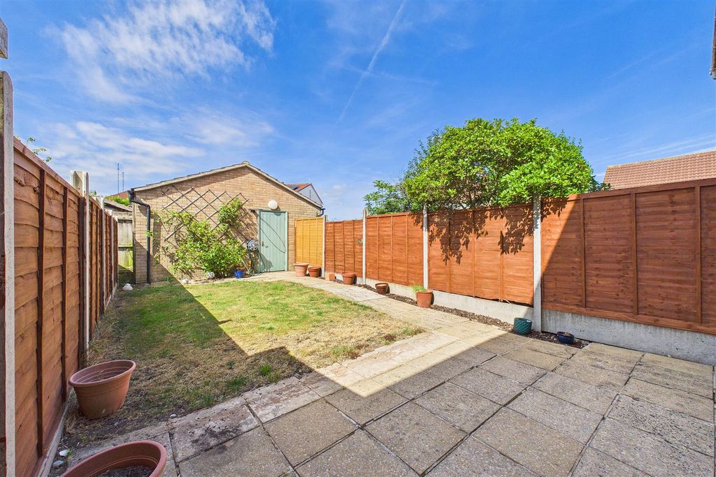 Property photo 2 of 13