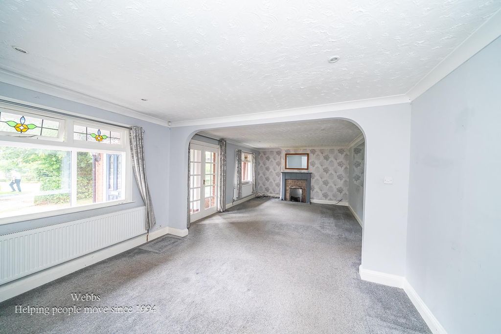 Property photo 2 of 26 Webbs-1.Jpg