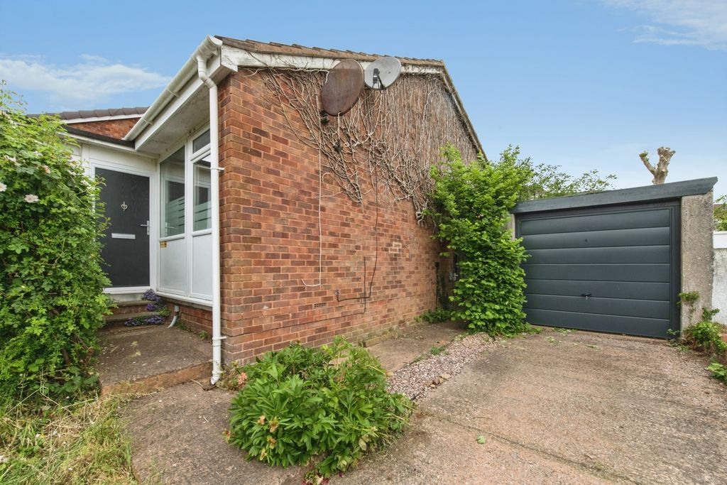 Property photo 1 of 17 Pbox-Img.Jpg