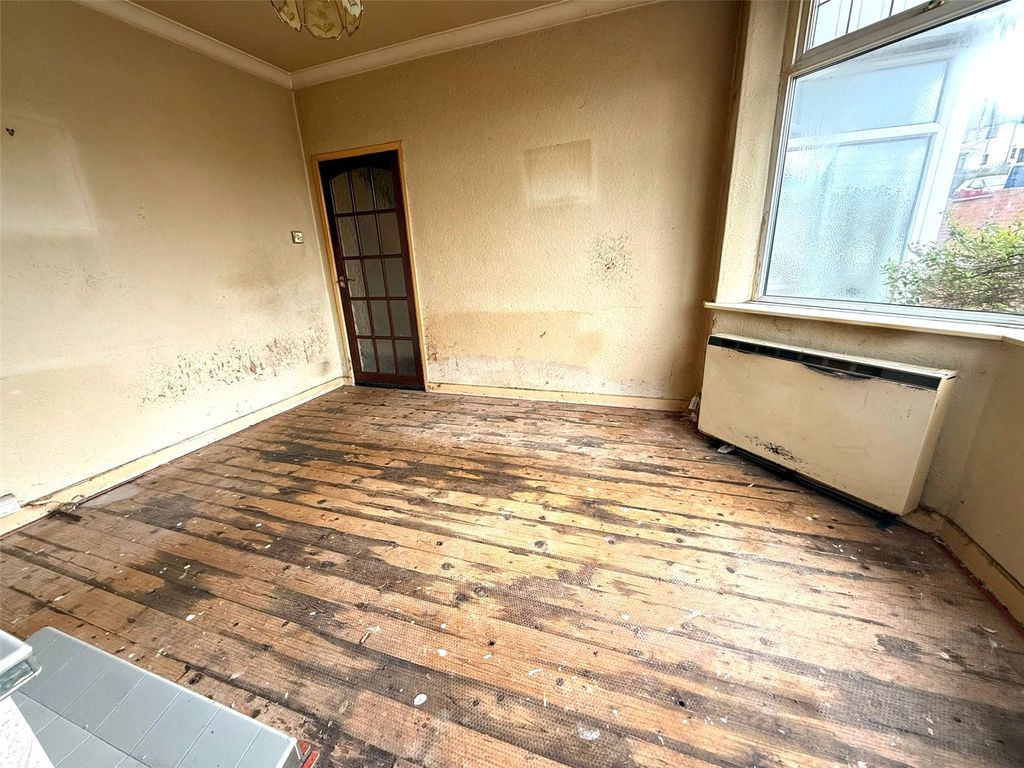 Property photo 2 of 11 Picture No. 07