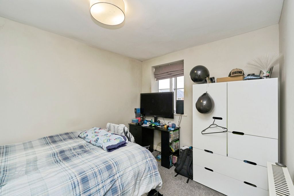 Property photo 2 of 10 Pbox-Img.Jpg