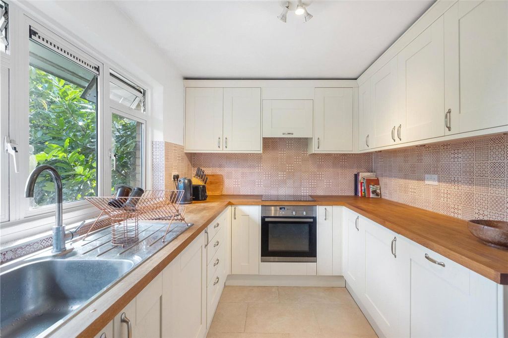 Property photo 2 of 11 Picture No. 03