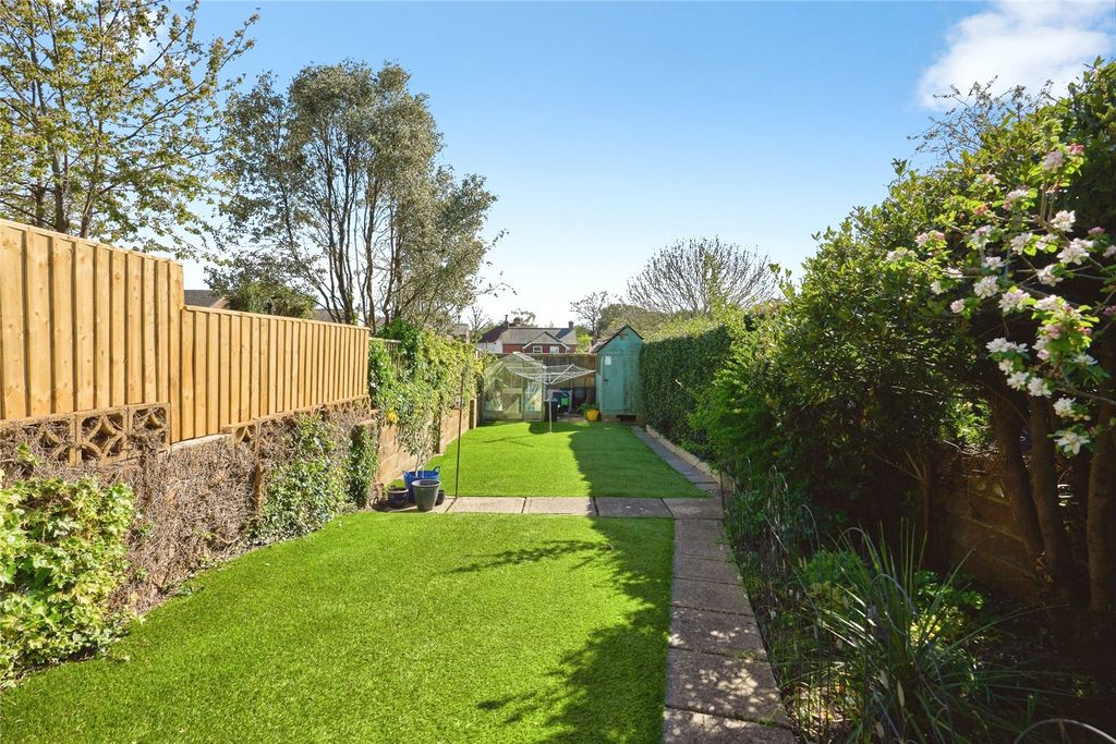 Property photo 2 of 19 Picture No. 38