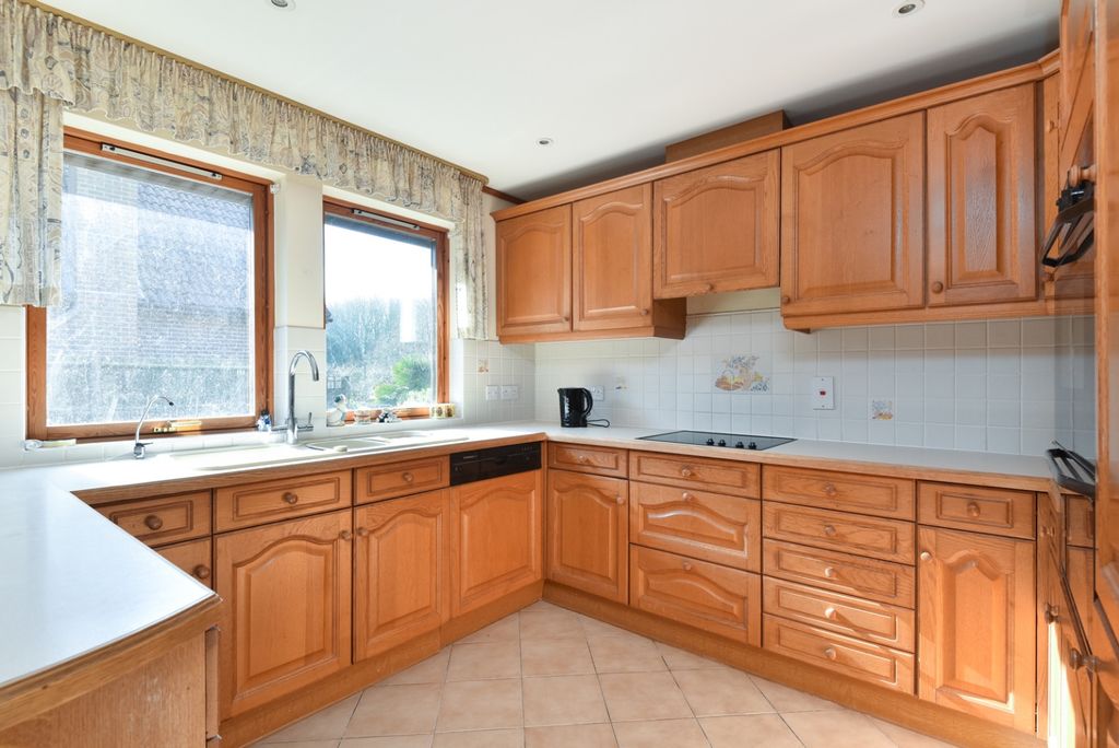 Property photo 3 of 17 807667