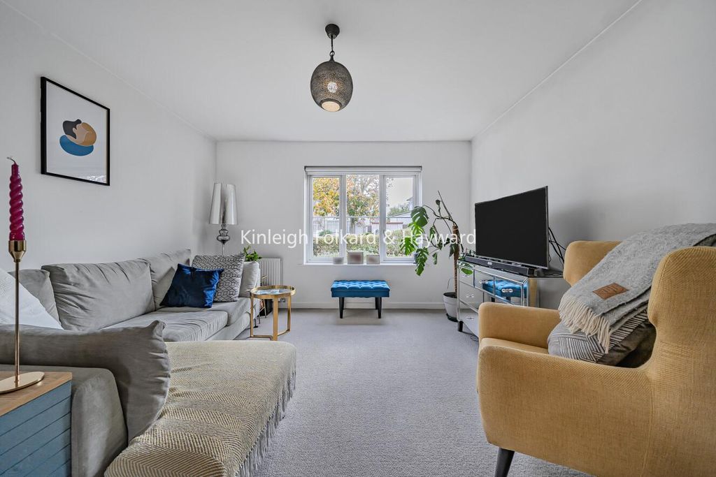 Property photo 2 of 16 Picture 2