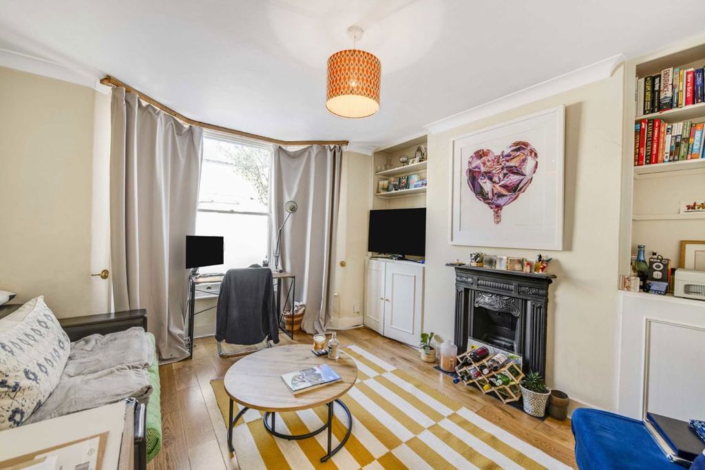 Property photo 2 of 5