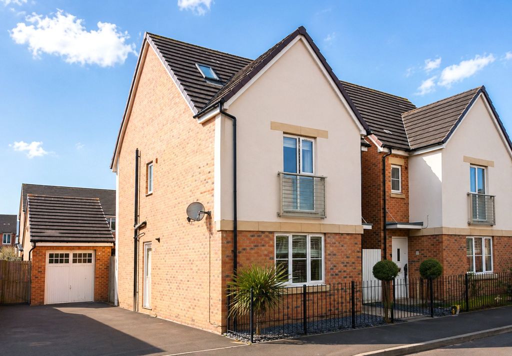 Property photo 1 of 12 Picture No. 32