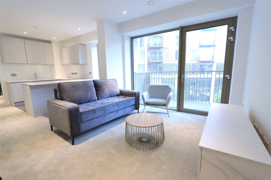 Property photo 2 of 15 Picture No. 20