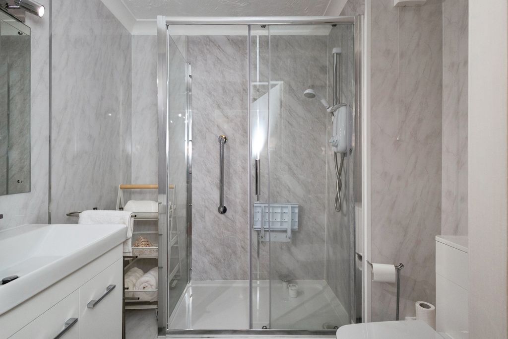 Property photo 3 of 17 Pbox-Img.Jpg