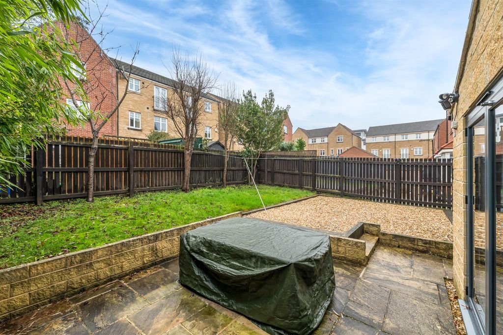 Additional image 34 of 4 bed detached house for saleMarriner Close, Otley LS21
