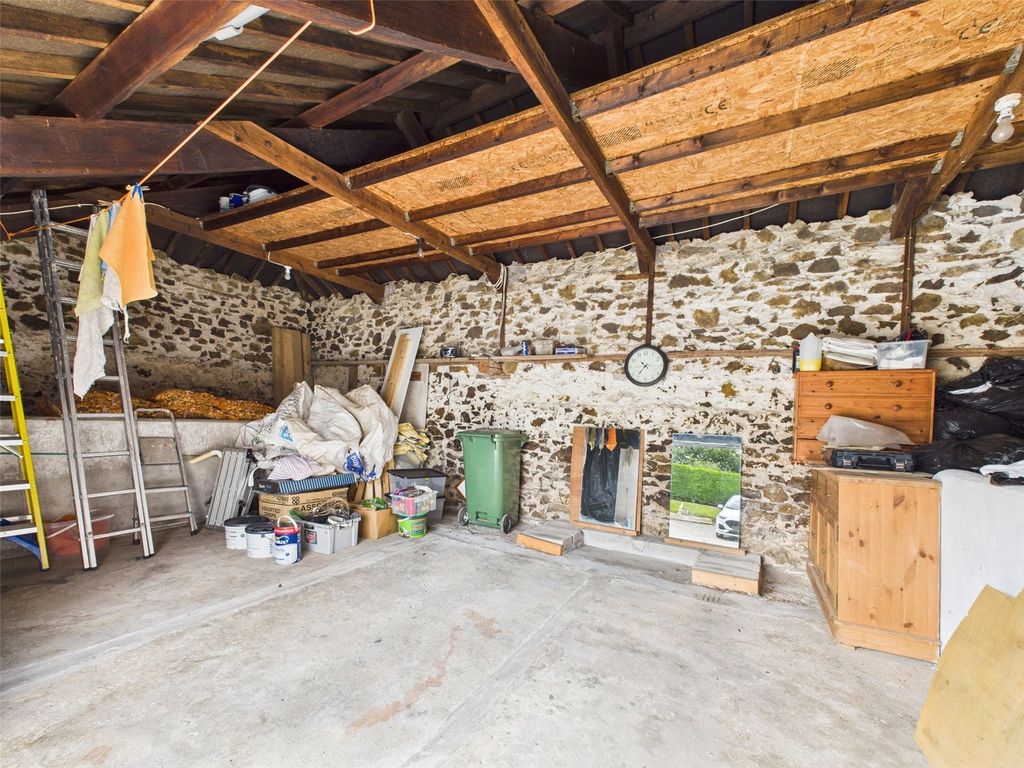 Property photo 3 of 38 Picture No. 55