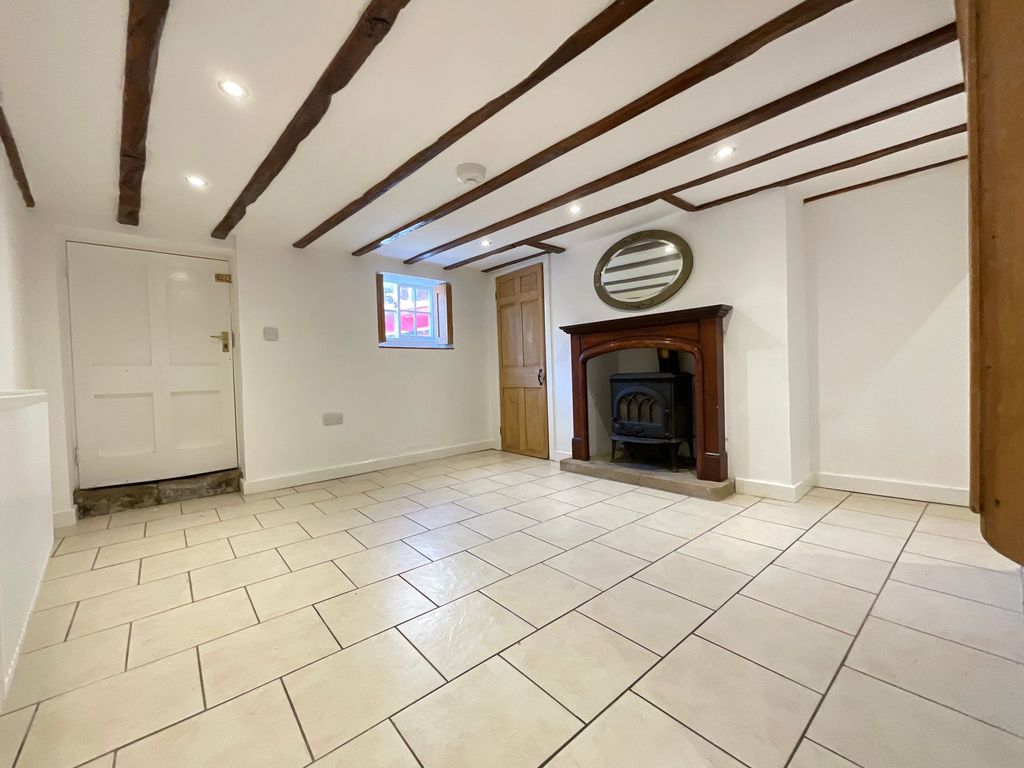 Property photo 2 of 23