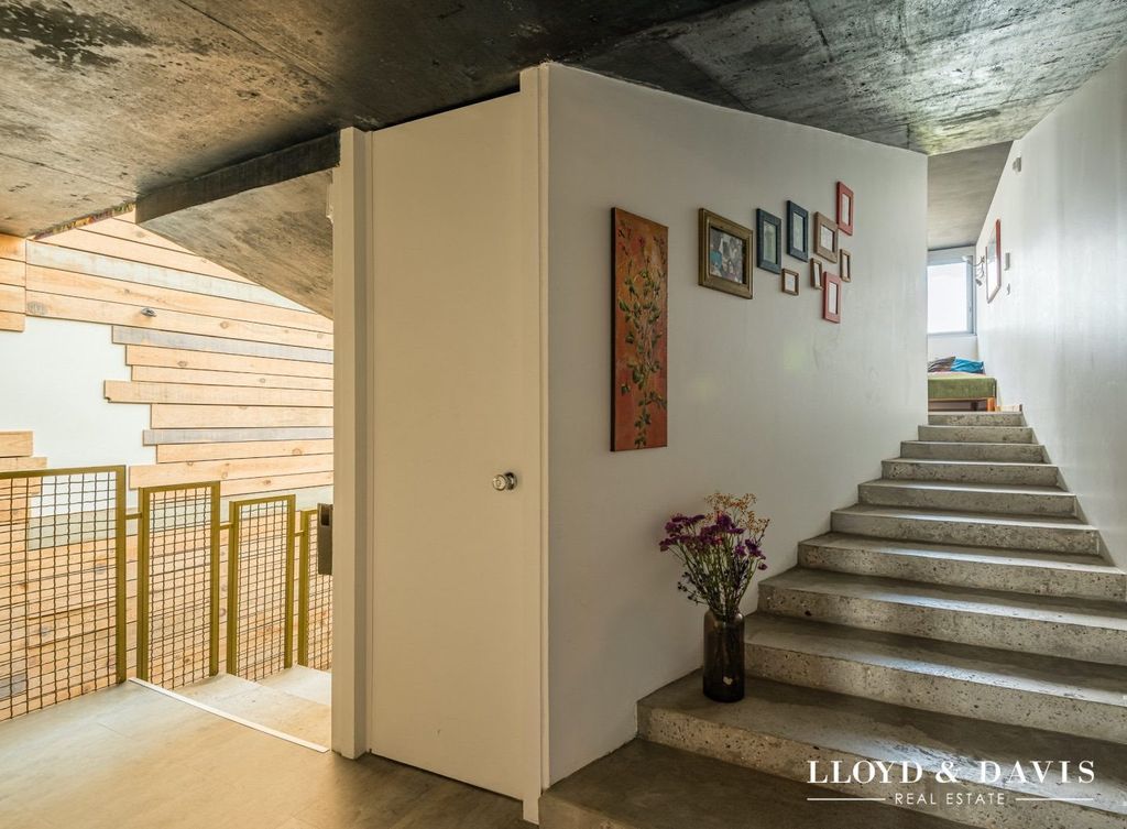 Property photo 1 of 12 Bordeaux Caudéran - Atypical Architect's House