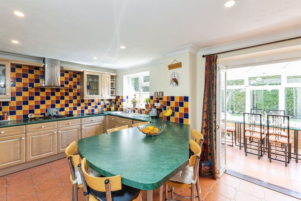 Property photo 2 of 19