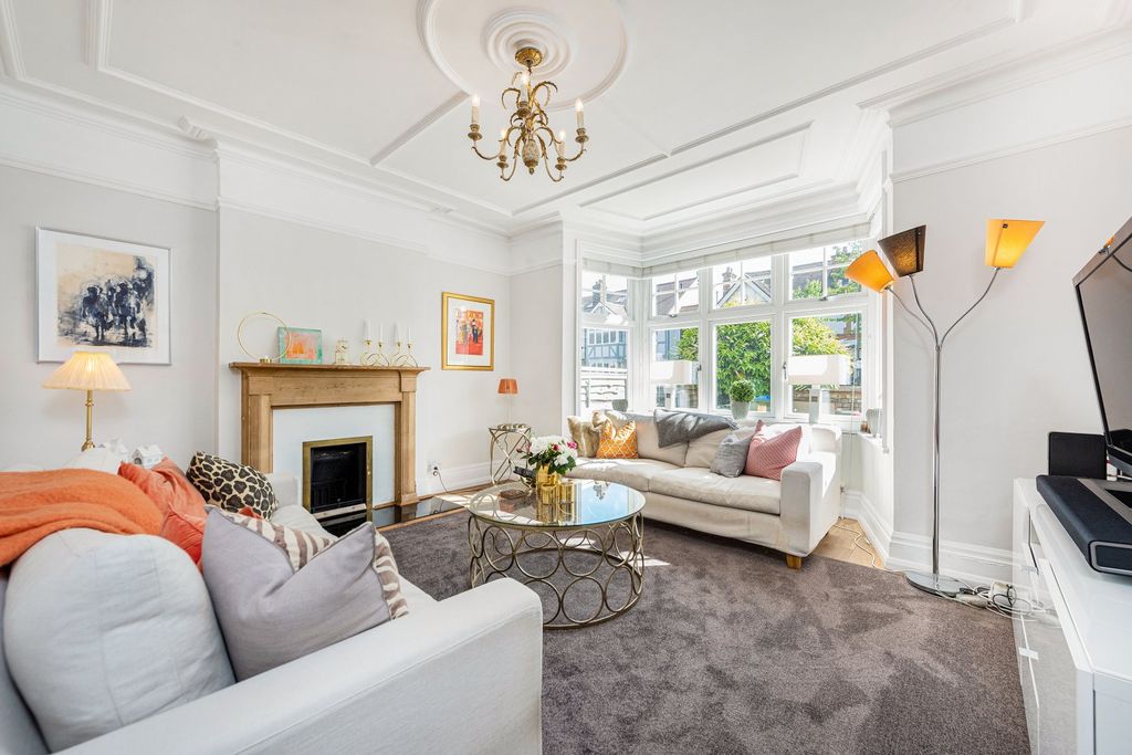 Property photo 2 of 15 Picture No. 48