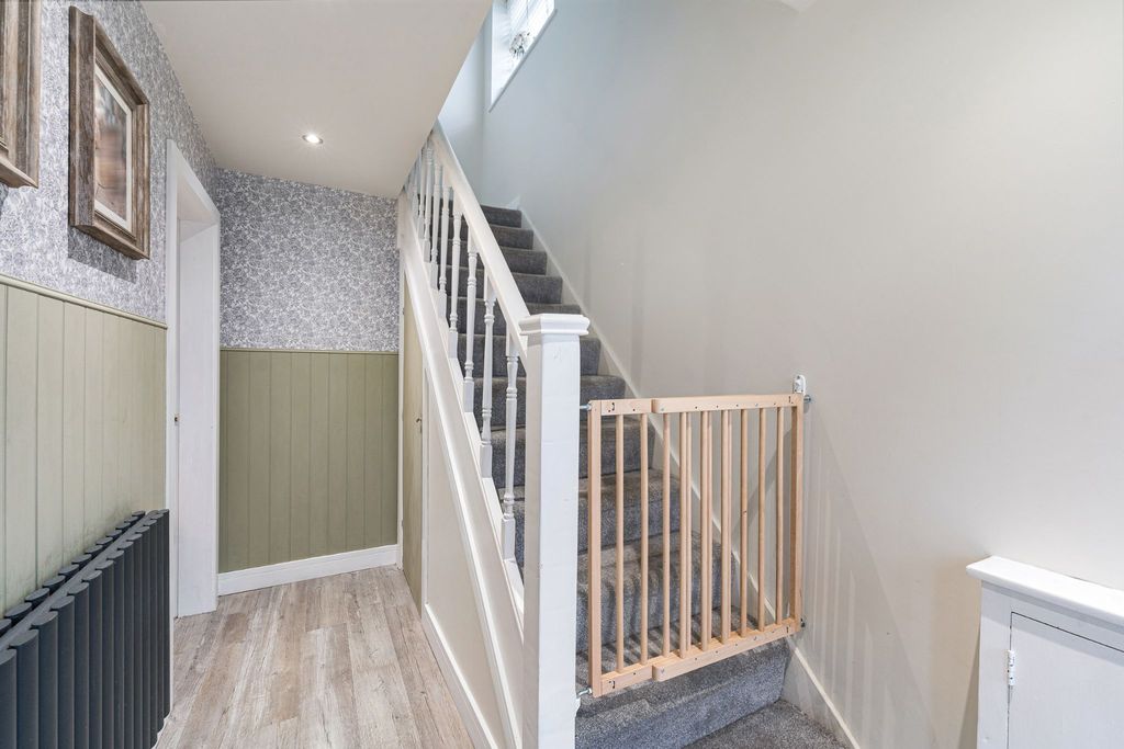 Property photo 3 of 24 Photograph 3