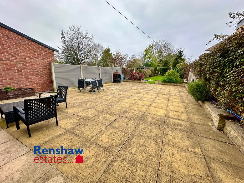 Property photo 3 of 16 Rear (1)